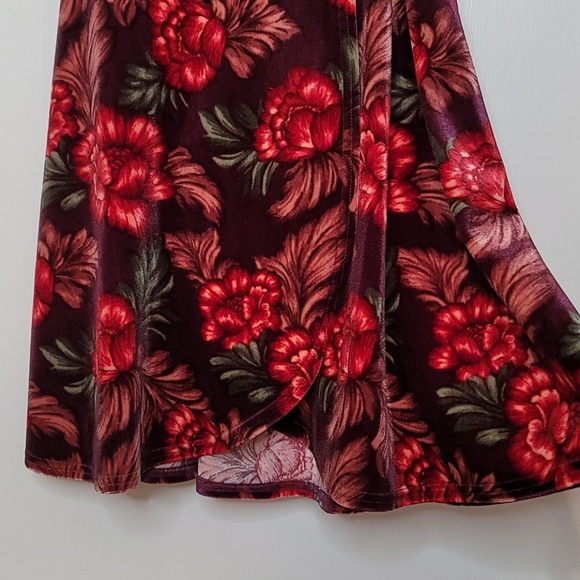 Velvet Wrap Dress - Picture 4 of 4